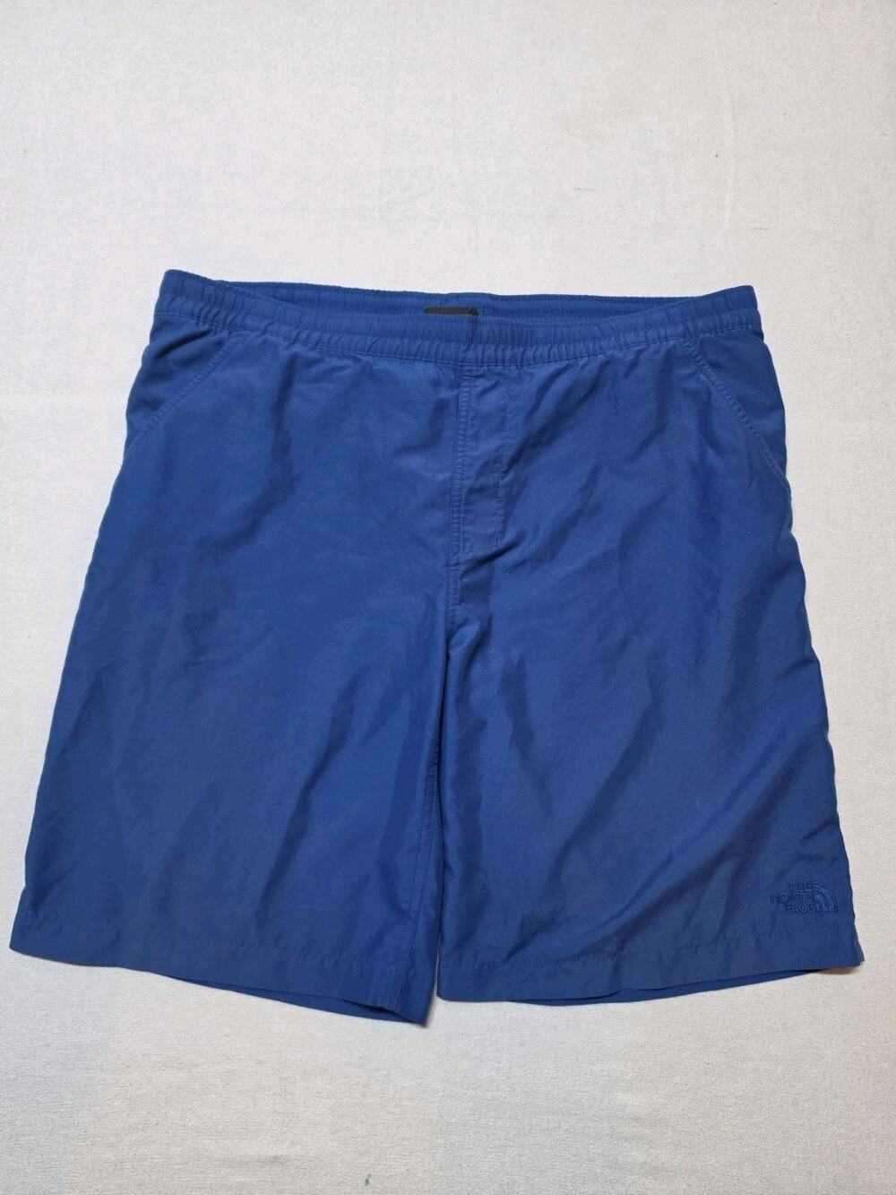 The North Face Men’s Size M Blue Mesh Lined Athletic Hiking Shorts